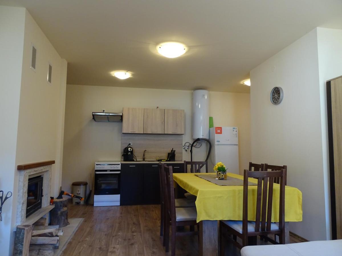 Apartment Darsi ปอมโปโรโว ภายนอก รูปภาพ